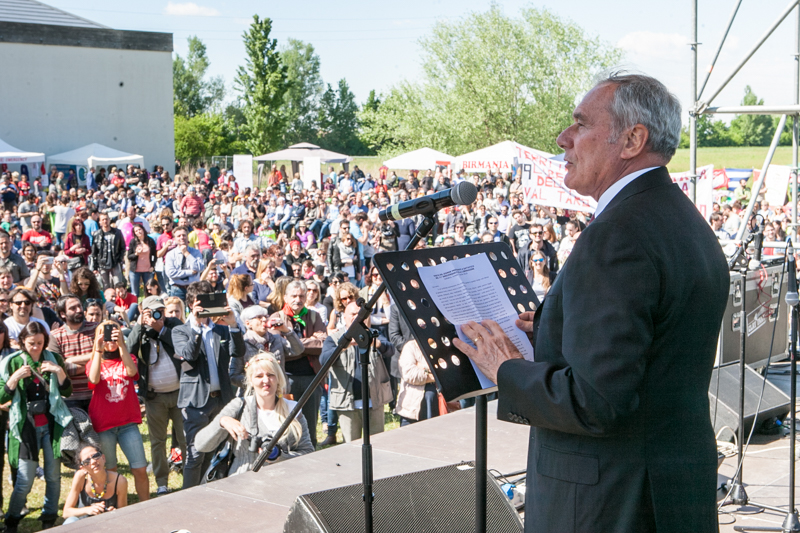 Il Presidente Grasso pronuncia un discorso durante l'apertura della Festa in occasione dell'Anniversario della Liberazione
