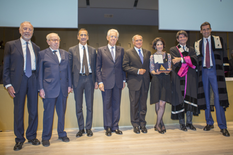 Il Presidente Grasso con Mario Monti, Presidente dell'Università e le altre autorità.