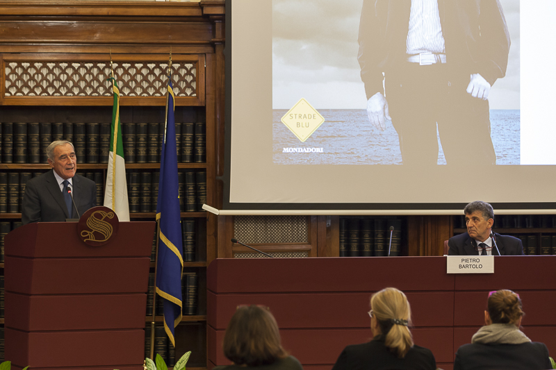 Nella foto il Presidente Grasso e l'autore del libro, Pietro Bartolo.