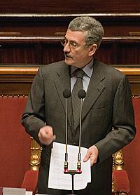 Il ministro D'Alema in Aula