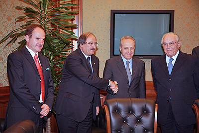 Da sinistra il senatore Paolo Franco, il senatore Benedetto Adragna, il dottor Nando Pasquali, il senatore Romano Comincioli