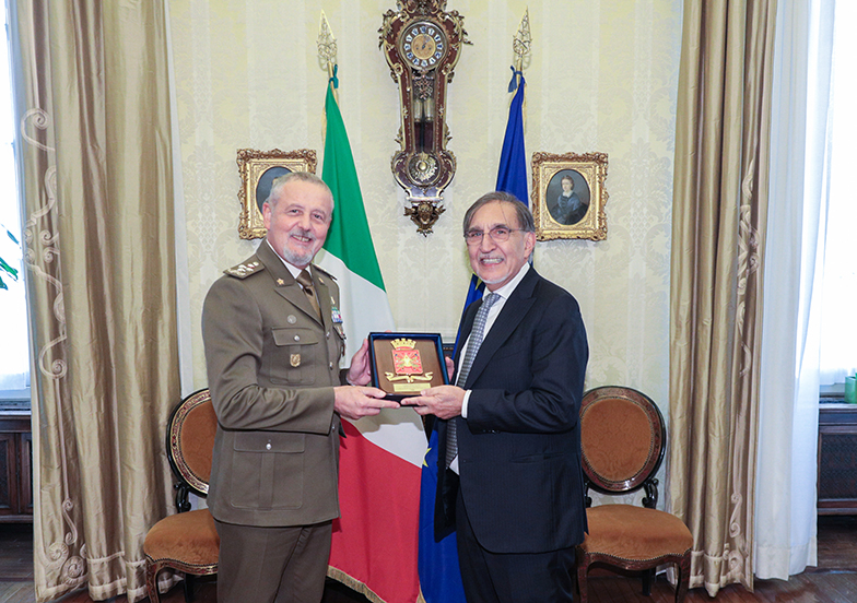 Il Presidente del Senato Ignazio La Russa riceve a Palazzo Madama il Capo di Stato Maggiore dell'Esercito, Generale di Corpo d’Armata Pietro Serino