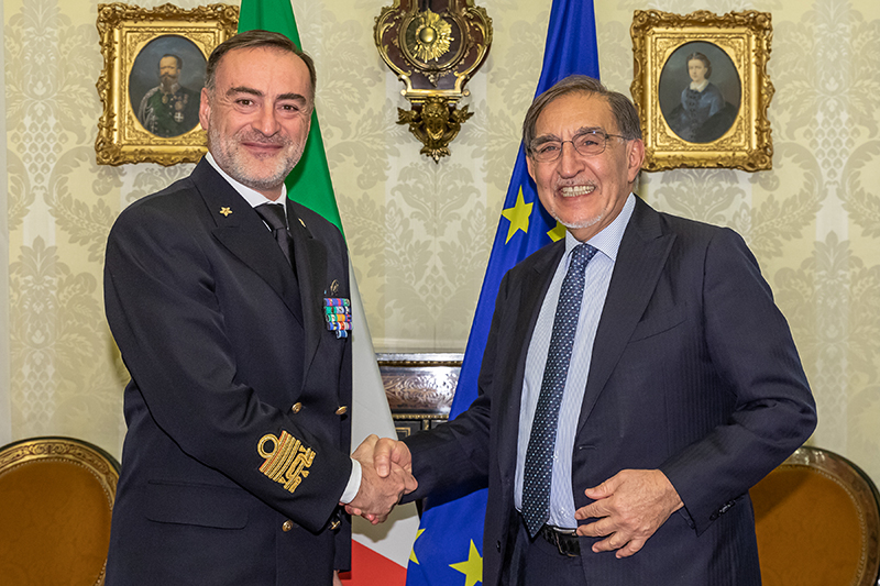 Il Presidente del Senato riceve il Capo di Stato Maggiore della Marina Militare, ammiraglio Enrico Credendino